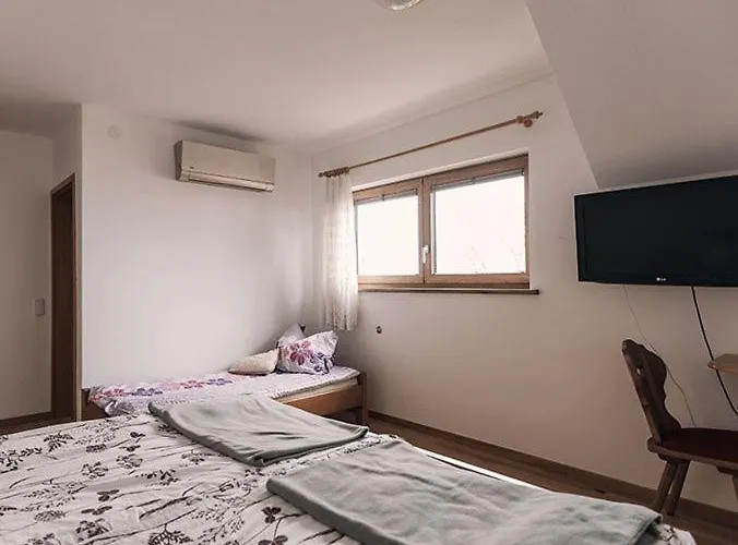 Turisticna Kmetija Dreisiebner *